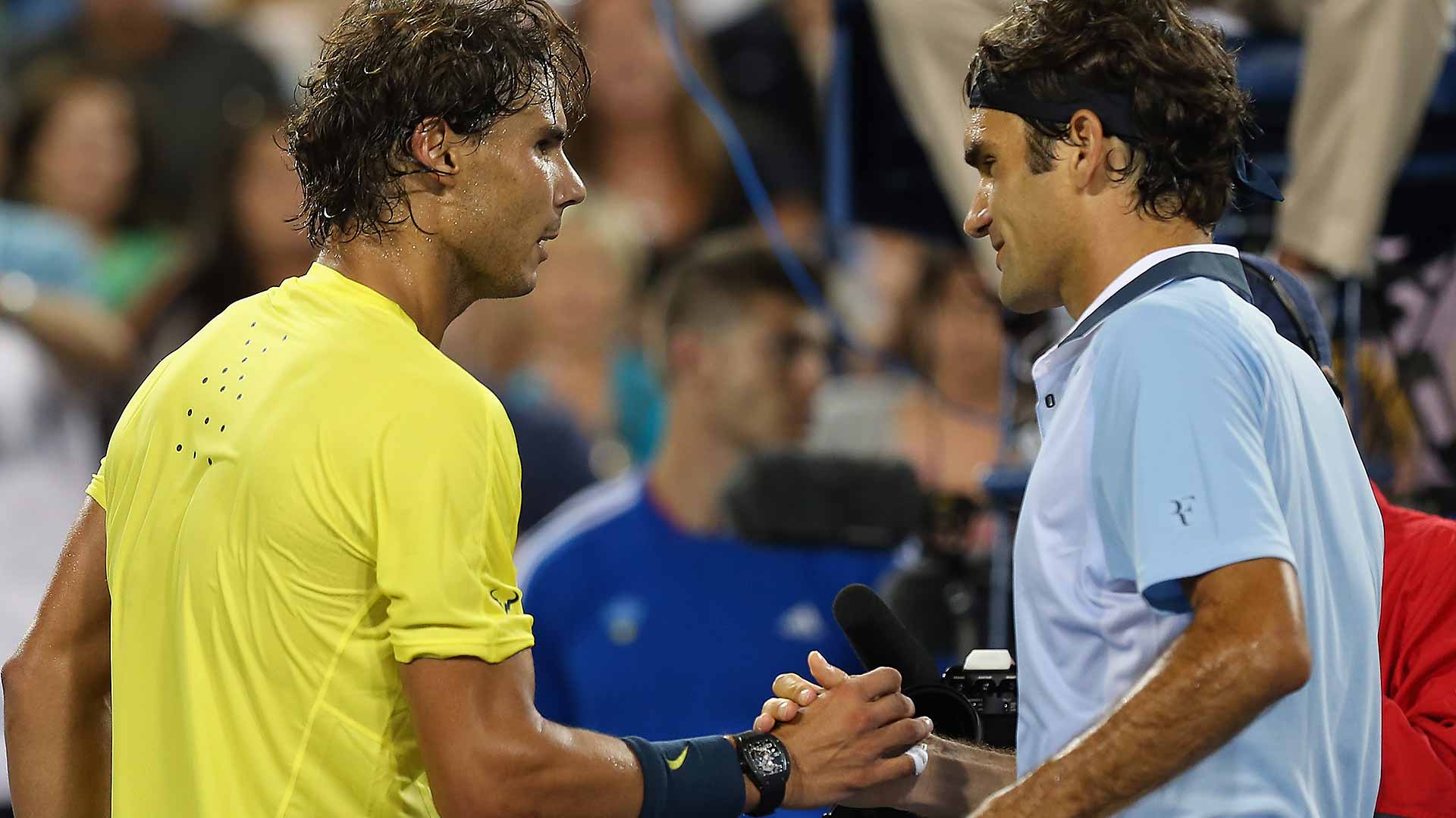 Rafael Nadal outlasts Roger Federer after three sets of high quality tennis in the 2013 Cincinnati final.