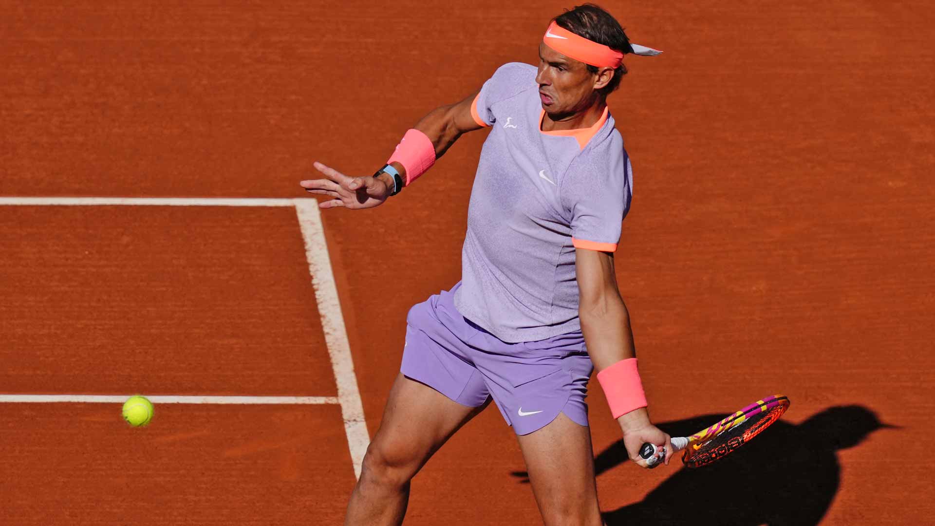 Nadal cruises in Barcelona return