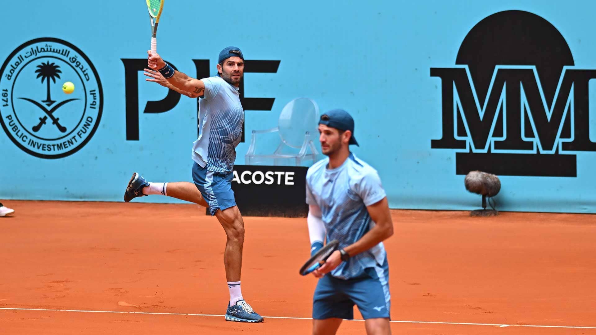 On Day 1 of Madrid doubles trial, honours split between singles & doubles stars