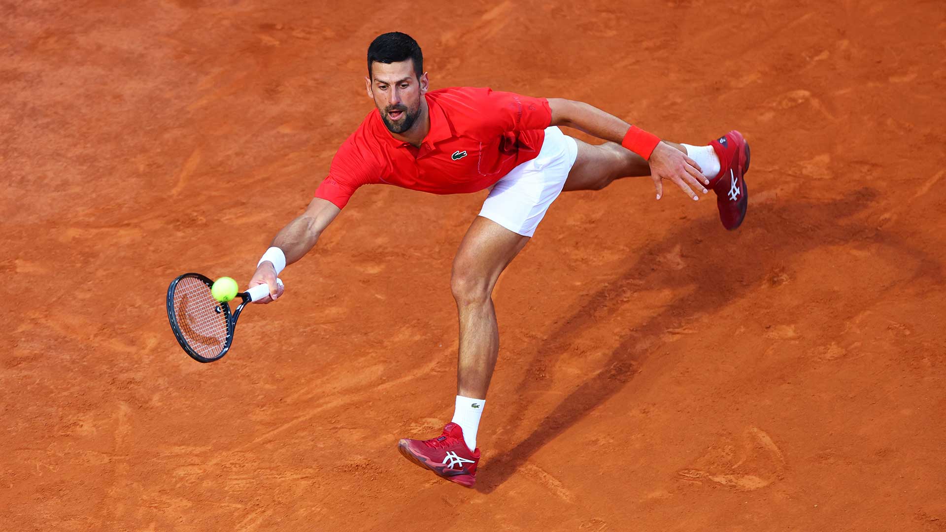 Djokovic makes fast start in Rome